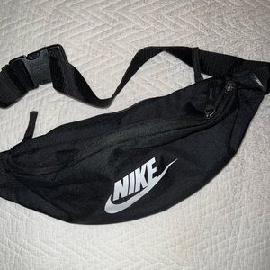 Nike fanny pack